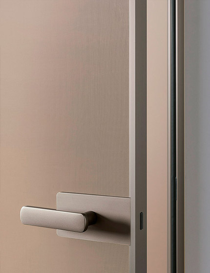 Interni-onesti-lualdi-puerta-batiente-filo-55-l7-02