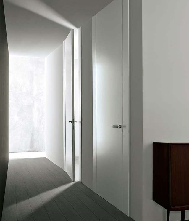 Interni-onesti-lualdi-puerta-batiente-filo-55-lcd62
