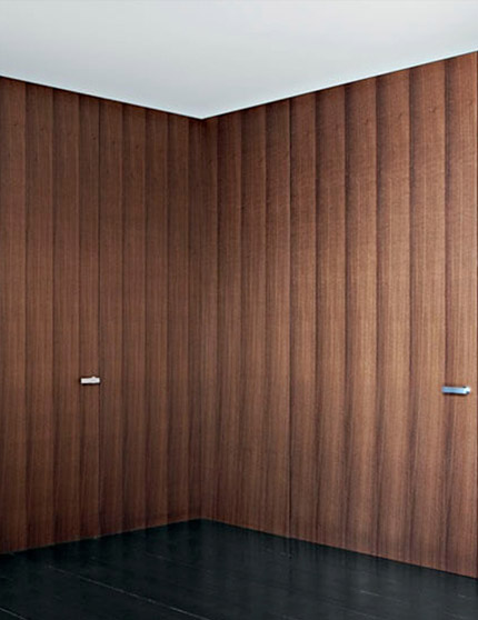 Interni-onesti-lualdi-puerta-classica-wall-door