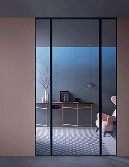 Interni-onesti-lualdi-puerta-cristal-shoin-pivotante