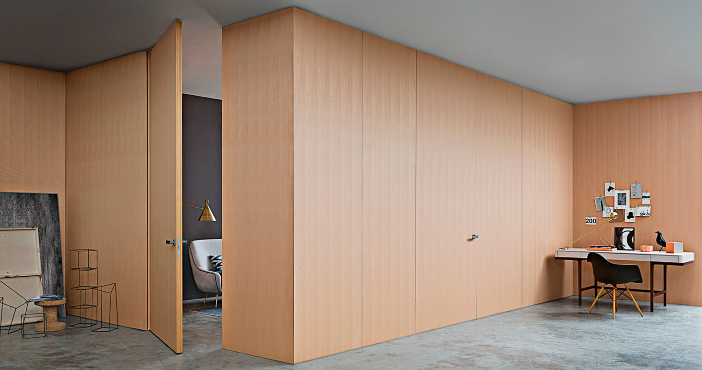 Interni-onesti-lualdi-puerta-divisorias-y-boiserie-wall-and-door