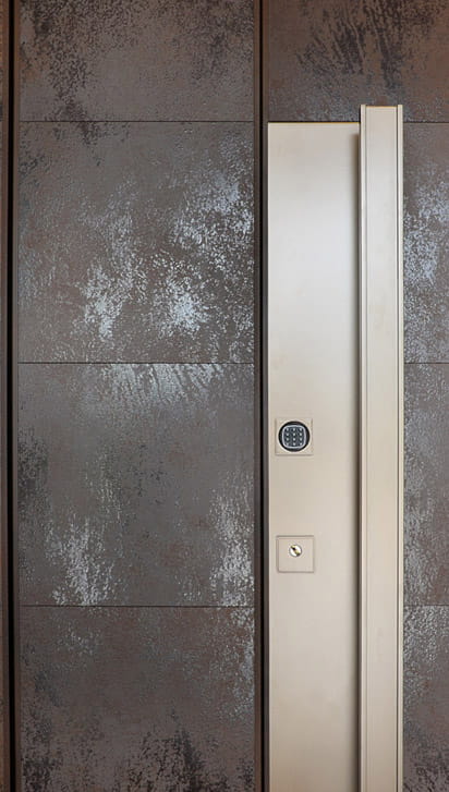 secreto-oikos-puertas-de-seguridad-pesadas-con-motor-interni-onesti-04-mobile